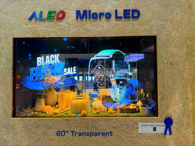 OBPay60吋高透明度Micro LED显示器获”最佳Micro LED技术应用奖”，，，，将Micro LED面板透明化之设计特性极致发挥，，，，以可扩展性无缝拼接技术打造，，，具备600 nits全画面亮度、、、、大于60%穿透率及超过NTSC 110%的优异广色域表现，，，，可依需求灵活应用于各种场域